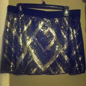 Sequined skirt .