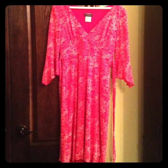 Pretty Spring Dress - Picture 1 of 1