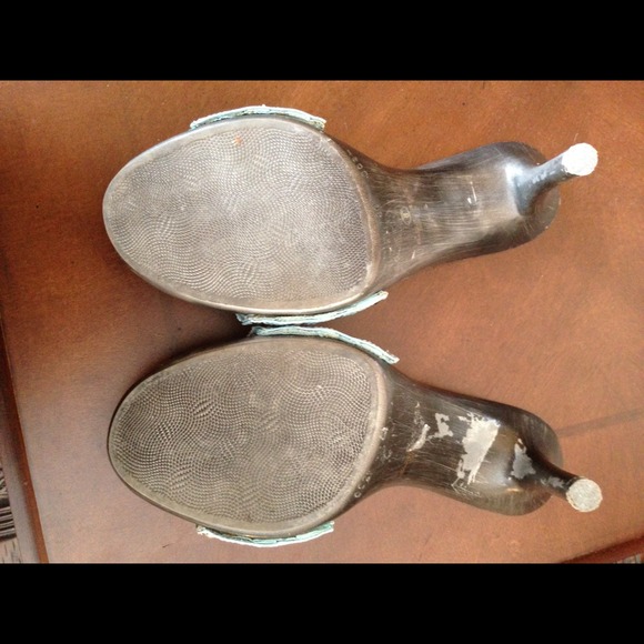 Summer Heels - Picture 3 of 4