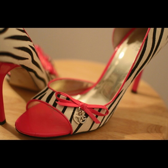 Zebra Print Open-Toe Pumps With Jeweled Charm - Picture 2 of 4