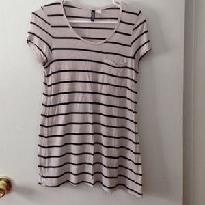 Loose fitting tshirt with pocket