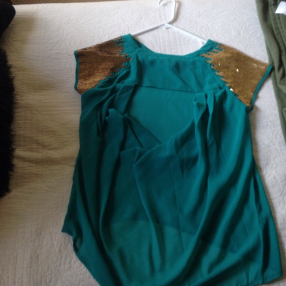 High-low top - Picture 2 of 2