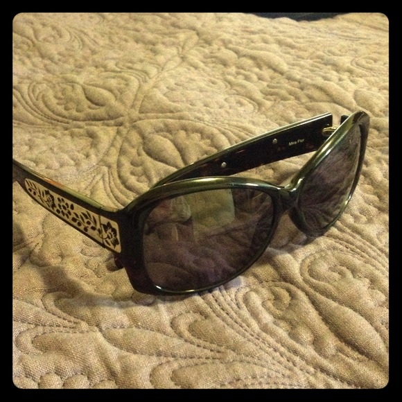 Brighton Mira Flor Tortoise Sunglasses UVA/UVB