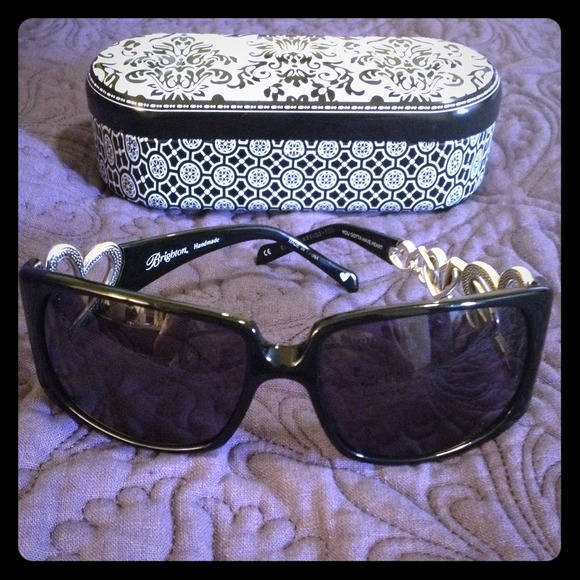 Brighton You Gotta Have Heart Black Sunglasses