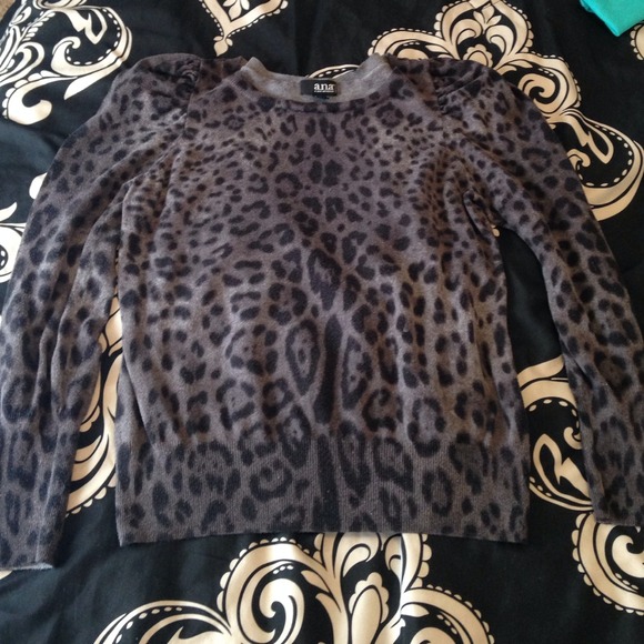 SOLD - Picture 2 of 4