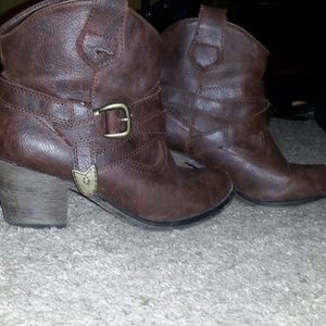 Ankle cut cowgirl boots