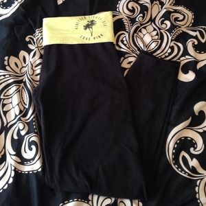 SOLD VS Pink yogas