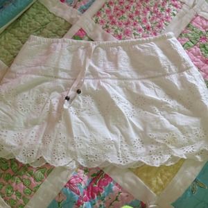 NEWLY REDUCEDWhite mini skirt