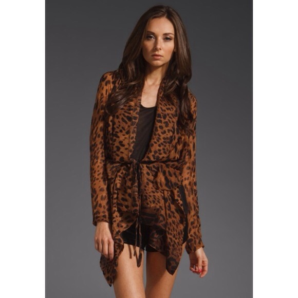 Unif Leopard Kimono Top - Picture 2 of 4