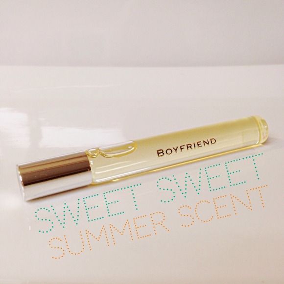 KATE WALSH BOYFRIEND Rollerball Perfume 0.4 FL OZ