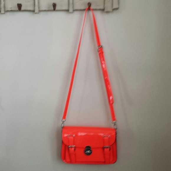 Patent leather purse, cross body - Picture 1 of 4