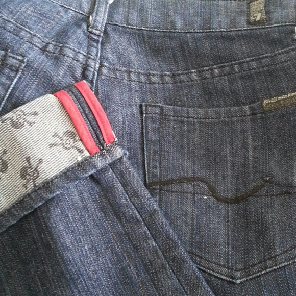 NWOT 7 famk 3/4 length size 28 dark denim capri