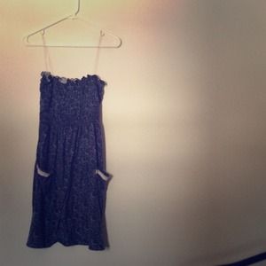 ⭐️⭐️REDUCED⭐️⭐️ Blue Strapless Summer Dress