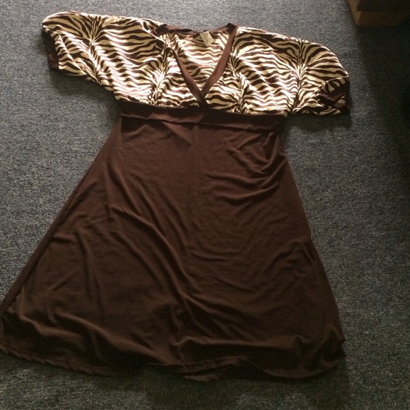 Dress brown & tan zebra - Picture 1 of 4