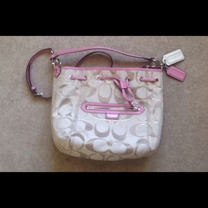 Coach bucket bag