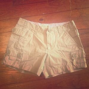 Tan low waist cargo shorts!!!