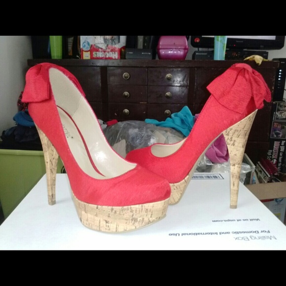 Shoes - New beautiful red heels