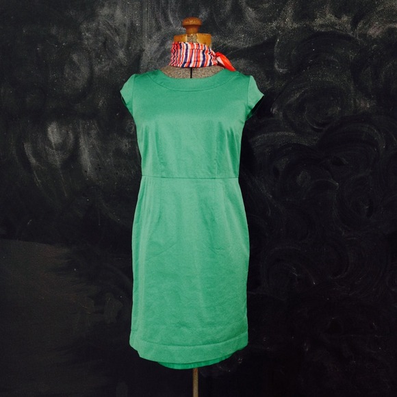DONATED Sheath dress with back cut-out - Picture 2 of 4