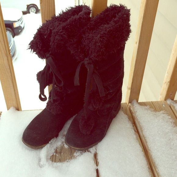 Cute Black boots