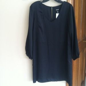 Formal LBD from H&M. Never worn.