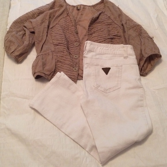 White Destroyed Capris