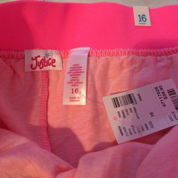 Justice pink sequin skirt - Picture 2 of 3