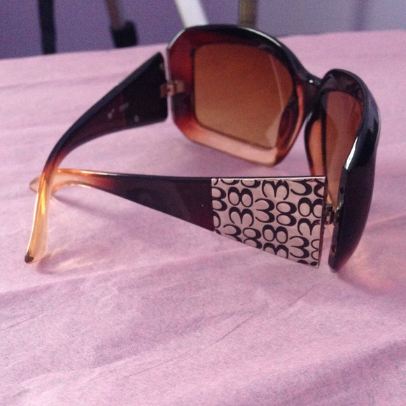 Hombre style sunglasses