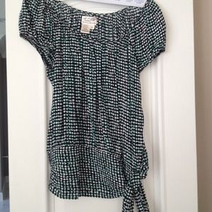 Max Studio Top I'm excellent condition!