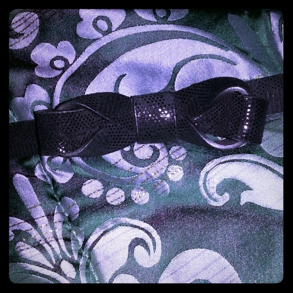 Vince Camuto Genuine Leather belt - Picture 1 of 4