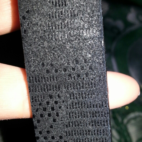 Vince Camuto Genuine Leather belt - Picture 4 of 4