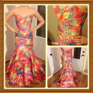 Blush prom dress brand new in excellent condition