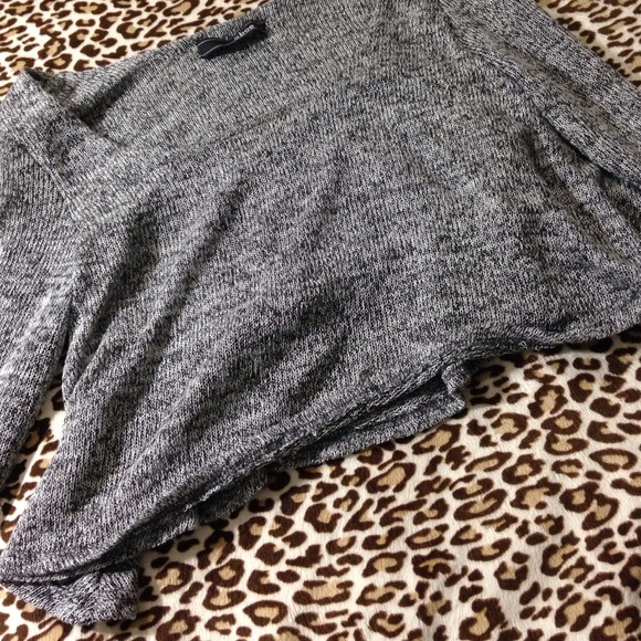 Grey Cropped Sweater - Picture 2 of 4