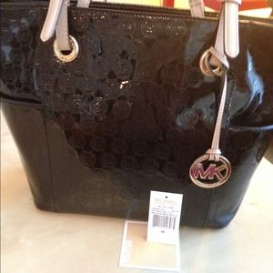 ⭐️SOLD⭐️ MK Black Monogram Purse