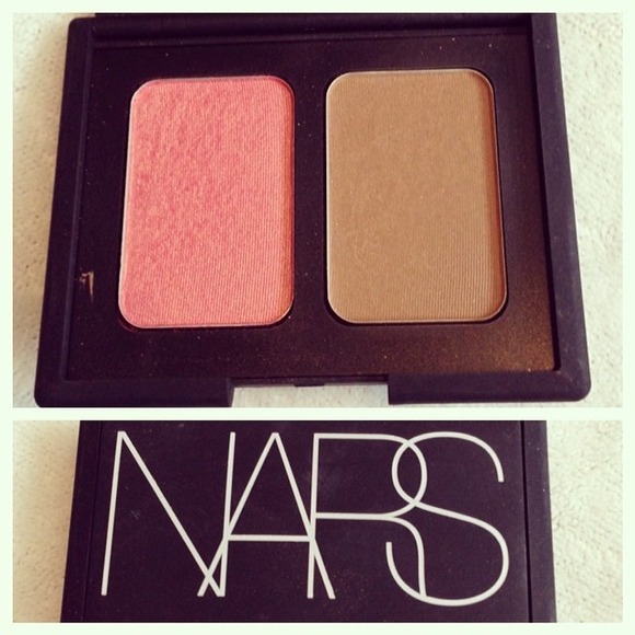 NARS blush/bronzer duo in Orgasm and Laguna