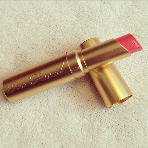 Too Faced Lipstick