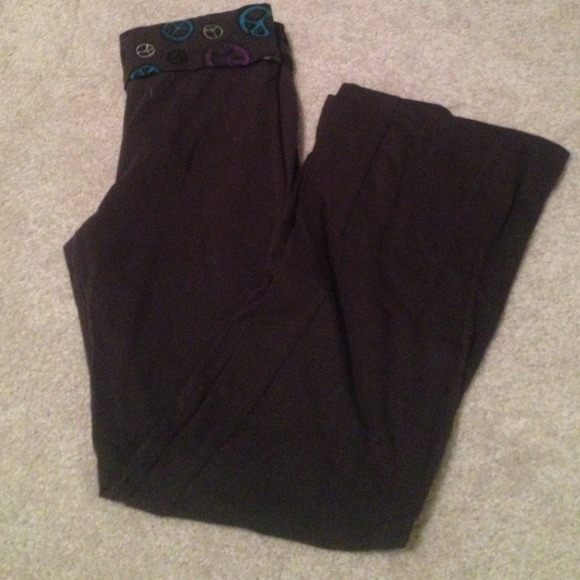 Fold Over Yoga Pant - Picture 1 of 2