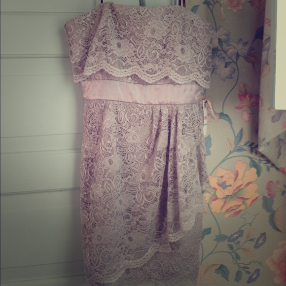 Beautiful Silver/Grey Lace Dress