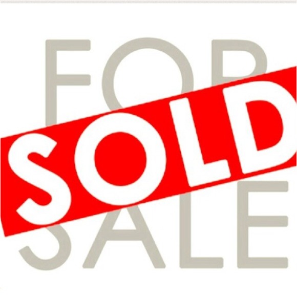 SOLD IN BUNDLE