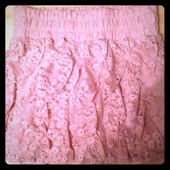 Pink ruffled miniskirt