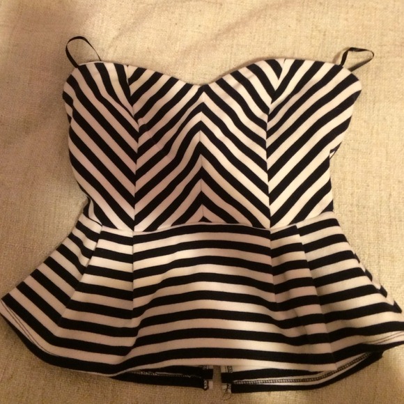Peplum, strapless top