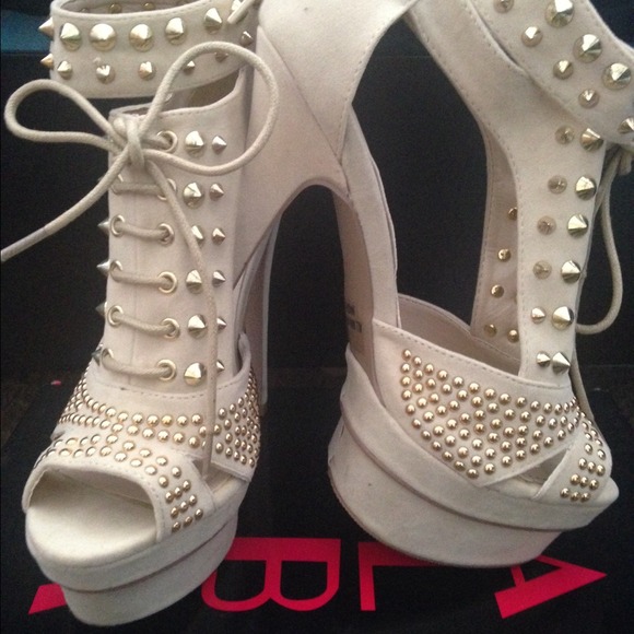Shoes - High heels (2) pairs 🎉BUNDLE🎉