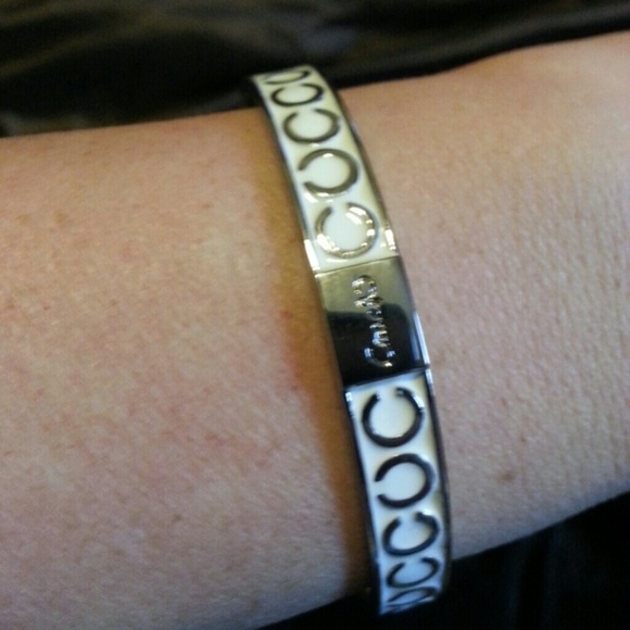 Coach Bangle - Picture 4 of 4