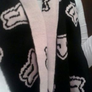 [ SOLD ] Reversable fox scarf