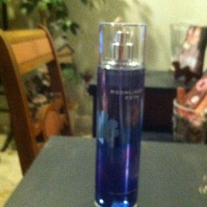 Bath and body works moonlight path