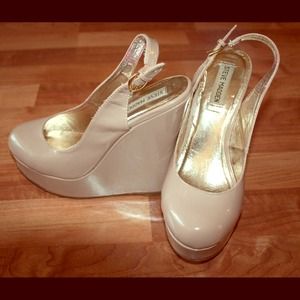 Steve Madden wedges