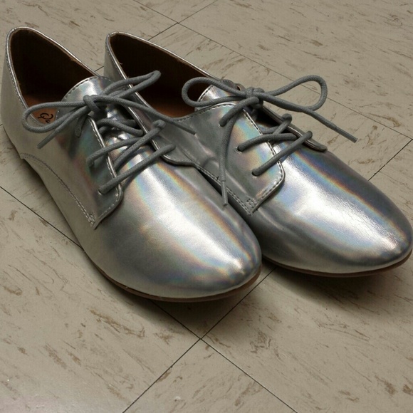 Silver Holographic Oxford Shoe
