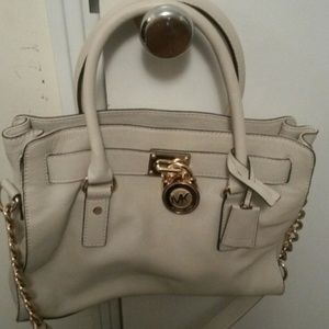 Micheal kore handbag in great condition