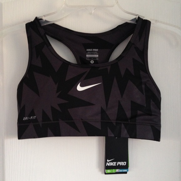 🔴sold in bundle🔴 Nike black/grey sports bra