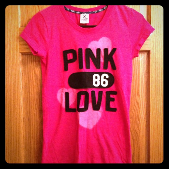 Victoria's Secret tee. Size small.