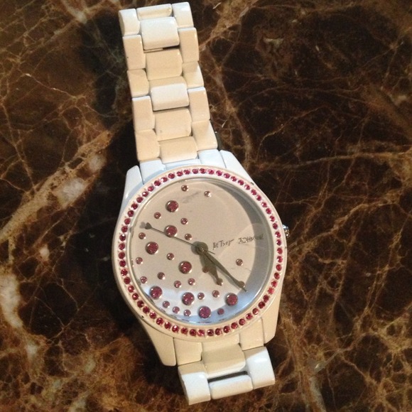 White Ceramic Besty Johnson watch p👣👣👣👣